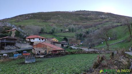 Camino a la Fuente Vieja en Yernes