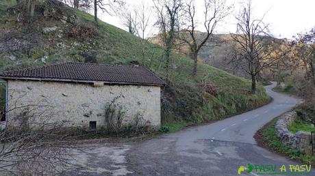 Salida a la carretera de Yernes