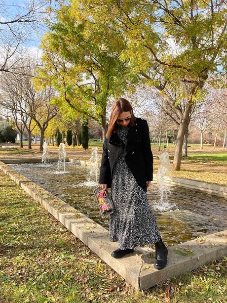 VESTIDO MIDI + ABRIGO.- VESTIDO MIDI + ABRIGO.-