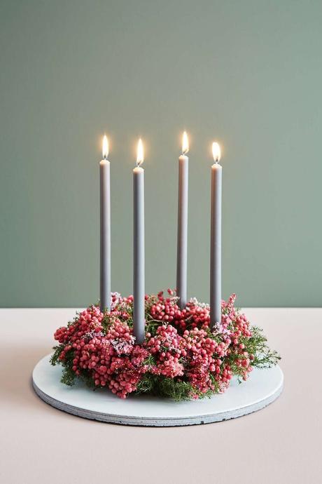 velas calendario tradiciones nórdicas tradiciones danesas scandinavian christmas Santa Lucía pakkeleg nisser navidad nórdica navidad Dinamarca kalenderlys dansk Jul danish nordic traditions danish customs danish christmas danish celebrations costumbres nórdicas costumbres navideñas escandinavas christmas decor centros de adviento adventskrans advent kranse advent decor  