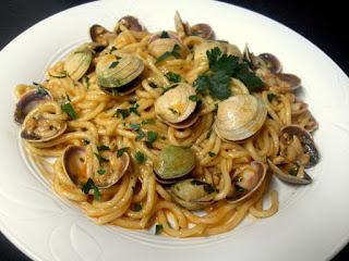 Receta de Spaghetti alle vongole Receta de Spaghetti alle vongole.