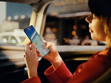 OPPO cuida de nuestros ojos contra la luz azul y la estroboscópica