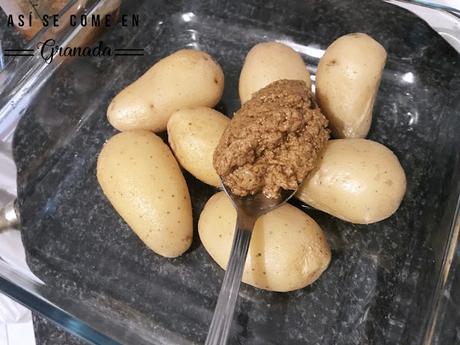 Rabo cordobés con patatas asadas al curry Rabo cordobés con patatas asadas al curry