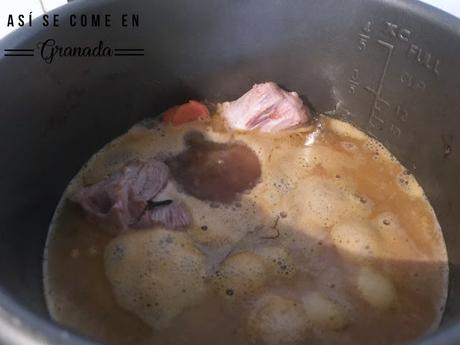 Rabo cordobés con patatas asadas al curry Rabo cordobés con patatas asadas al curry