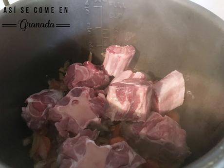 Rabo cordobés con patatas asadas al curry Rabo cordobés con patatas asadas al curry