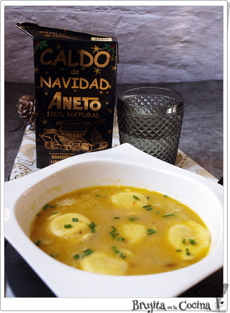 Sopa de navidad con pasta rellena (boletus y trufa) Sopa de navidad con pasta rellena (boletus y trufa)