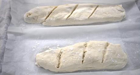 Hacemos la forma del pan y dejamos reposar