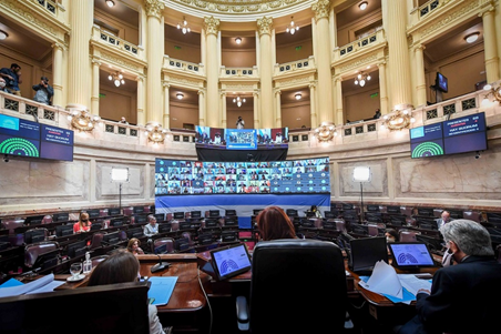 Avanzan proyectos sobre historia clínica digital y circulación de vehículos de emergencia.