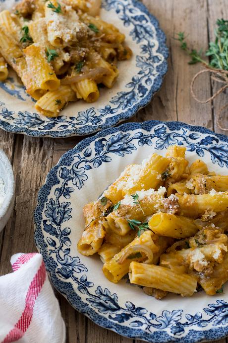 PASTA AL HORNO CON SOJA TEXTURIZADA Y CREMA DE CALABAZA