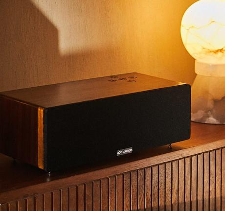 Zara Home hace un homenaje a la música y a los DJs amantes del vinilo con su colección “Música”