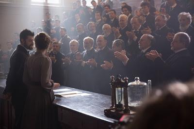 Madame Curie; Una mujer que brilla con luz propia