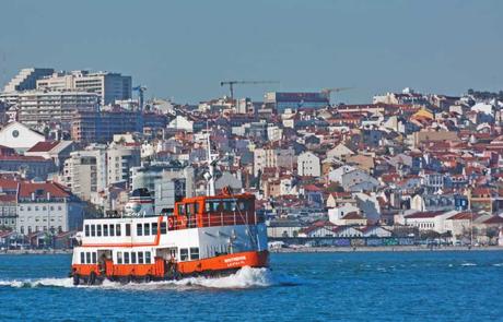 Todo lo que debes saber para viajar en ferries