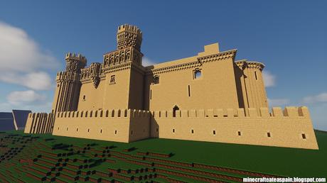 Réplica Minecraft del Castillo de Manzanares el Real, Madrid, España.