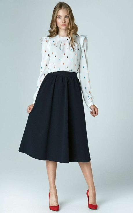 Outfit Con Falda Pegada Corta