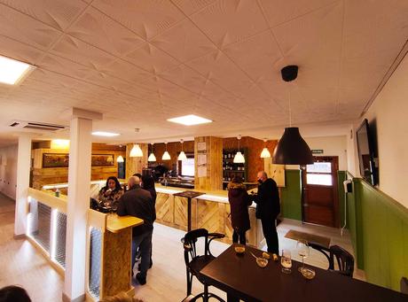 Casa Lola, comida casera en el Poblado de Compostilla