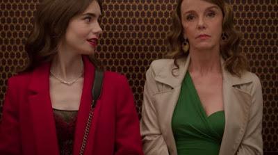 Lily Collins (Emily) y Philippine Leroy-Beaulieu (Sylvie) Lily Collins (Emily) y Philippine Leroy-Beaulieu (Sylvie)