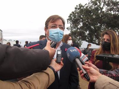 17 Comunidades Autónomas frente a la Navidad; el fusilamiento de 26 millones “hijos de puta” y el hospital de Ayuso, sin enfermos ni quirófanos.