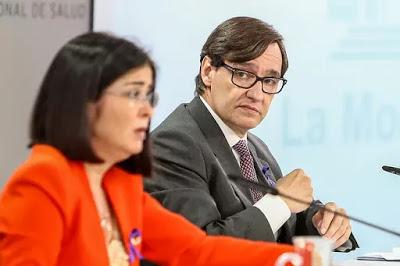 17 Comunidades Autónomas frente a la Navidad; el fusilamiento de 26 millones “hijos de puta” y el hospital de Ayuso, sin enfermos ni quirófanos.