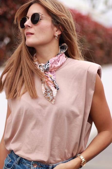 Alerta tendencia: Camisetas con hombreras - Marilyn's Closet