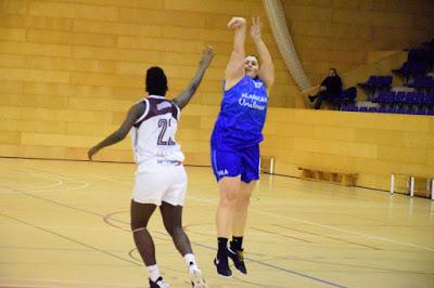 Galería de clics del Bàsquet Femení Viladecans-Bàsquet Femení Sant Adrià (Liga Femenina 2)