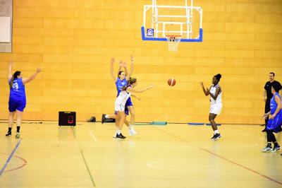 Galería de clics del Bàsquet Femení Viladecans-Bàsquet Femení Sant Adrià (Liga Femenina 2)