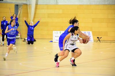 Galería de clics del Bàsquet Femení Viladecans-Bàsquet Femení Sant Adrià (Liga Femenina 2)