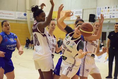 Galería de clics del Bàsquet Femení Viladecans-Bàsquet Femení Sant Adrià (Liga Femenina 2)