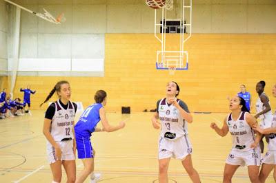 Galería de clics del Bàsquet Femení Viladecans-Bàsquet Femení Sant Adrià (Liga Femenina 2)