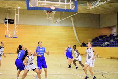 Galería de clics del Bàsquet Femení Viladecans-Bàsquet Femení Sant Adrià (Liga Femenina 2)