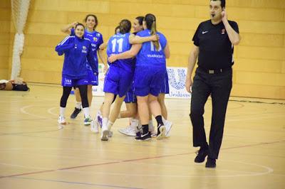 Galería de clics del Bàsquet Femení Viladecans-Bàsquet Femení Sant Adrià (Liga Femenina 2)