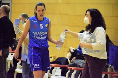 Galería de clics del Bàsquet Femení Viladecans-Bàsquet Femení Sant Adrià (Liga Femenina 2)