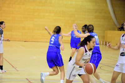 Galería de clics del Bàsquet Femení Viladecans-Bàsquet Femení Sant Adrià (Liga Femenina 2)