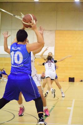 Galería de clics del Bàsquet Femení Viladecans-Bàsquet Femení Sant Adrià (Liga Femenina 2)