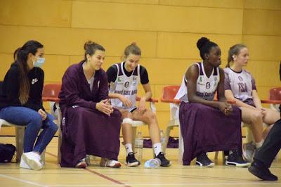 Galería de clics del Bàsquet Femení Viladecans-Bàsquet Femení Sant Adrià (Liga Femenina 2)