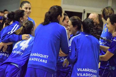 Galería de clics del Bàsquet Femení Viladecans-Bàsquet Femení Sant Adrià (Liga Femenina 2)