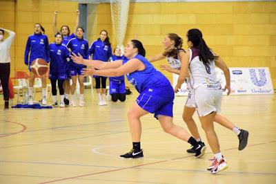 Galería de clics del Bàsquet Femení Viladecans-Bàsquet Femení Sant Adrià (Liga Femenina 2)