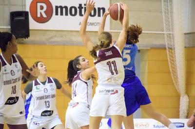 Galería de clics del Bàsquet Femení Viladecans-Bàsquet Femení Sant Adrià (Liga Femenina 2)