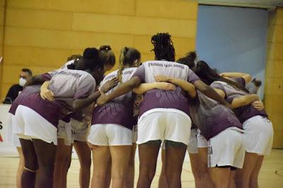 Galería de clics del Bàsquet Femení Viladecans-Bàsquet Femení Sant Adrià (Liga Femenina 2)