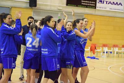 Galería de clics del Bàsquet Femení Viladecans-Bàsquet Femení Sant Adrià (Liga Femenina 2)