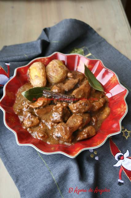 Estofado navideño de ternera  El Ágora de Ángeles