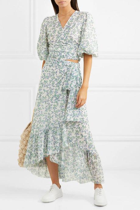 Faldas Con Vuelos Asimetricos