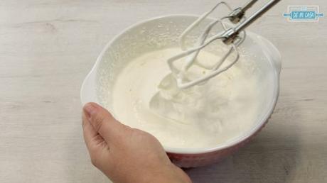 Milhojas de Hojaldre con Crema de Turrón 7