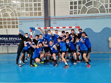 Bm Montequinto resolvió el derbi en los últimos 15 minutos