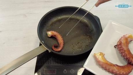 Canapés Pulpo con Patatas Duquesa 8