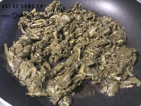 Hojaldre de espinacas, pasas y queso de cabra Hojaldre de espinacas, pasas y queso de cabra