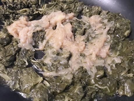 Hojaldre de espinacas, pasas y queso de cabra Hojaldre de espinacas, pasas y queso de cabra