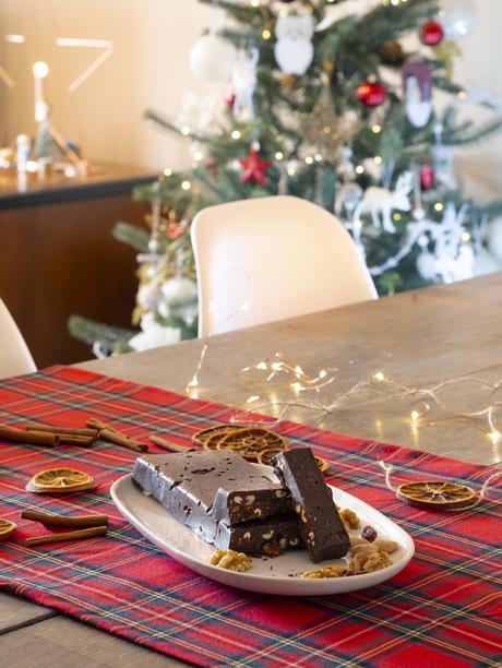 Turrón de chocolate casero sin azúcar_Decorar en familia10