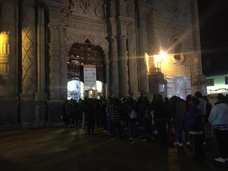 Feligreses acuden a la Basílica de Guadalupe de SLP