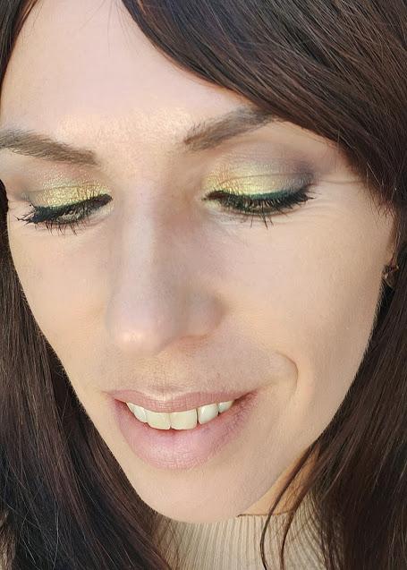 zoom rostro Maquillajes GLAM versión low cost: DORADO 02