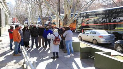 Transportistas amenazan con bloquear Arroyito el día del eclipse